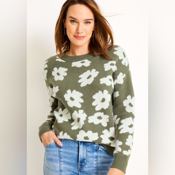 Maurices Sweaters - Maurice’s Olive Floral Jacquard Sweater
